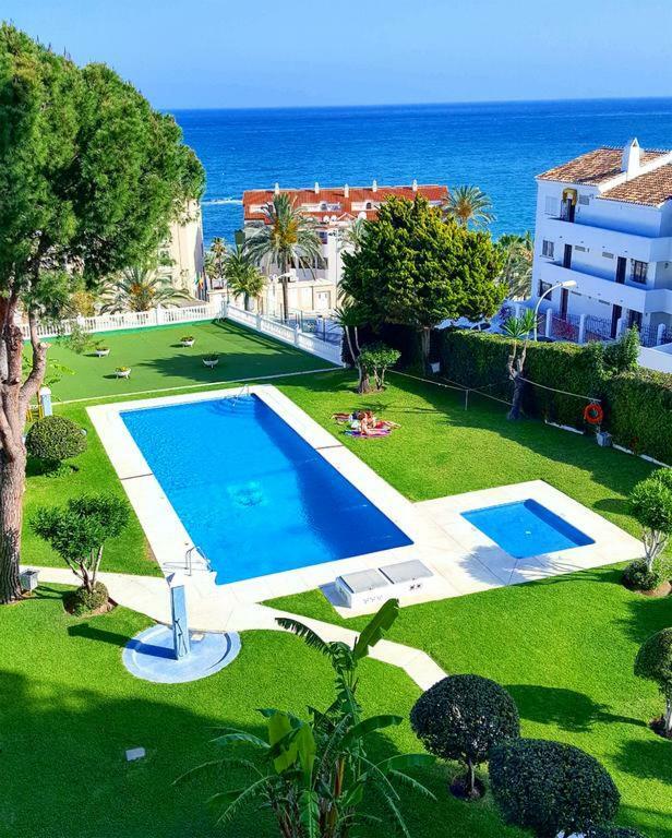 Los Cisnes II - Modern Apartment Benalmádena Exteriör bild